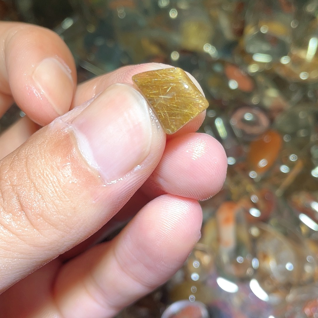 D***w非金属bfdgjnhghh