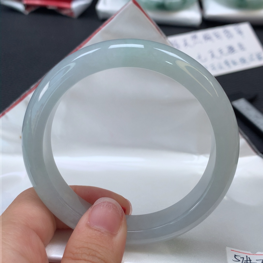 翡翠未镶嵌手镯翡翠手镯57