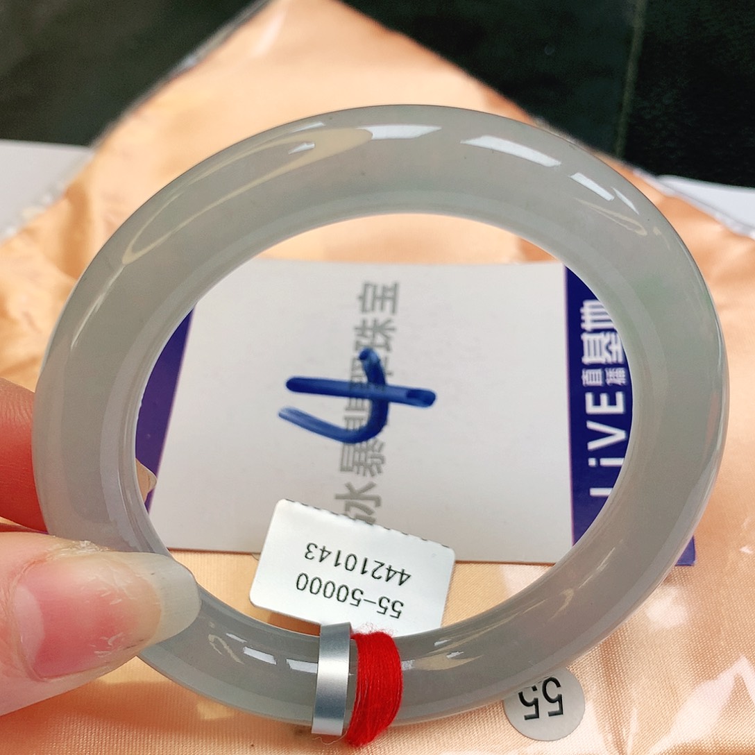 翡翠手镯未镶嵌缅甸天然a货翡翠