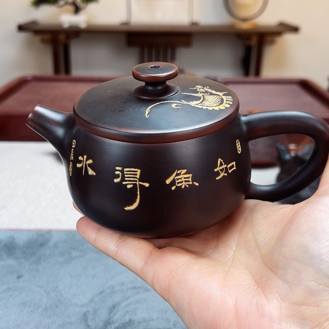 泥塑妮兴陶全手工制作