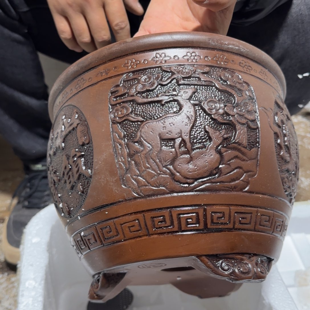 紫砂花盆瑕疵是我自己