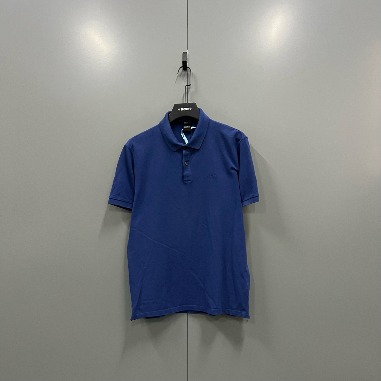 （bb）108 BOSS 蓝色刺绣字母polo衫 L码/95新/204562/领口瑕疵