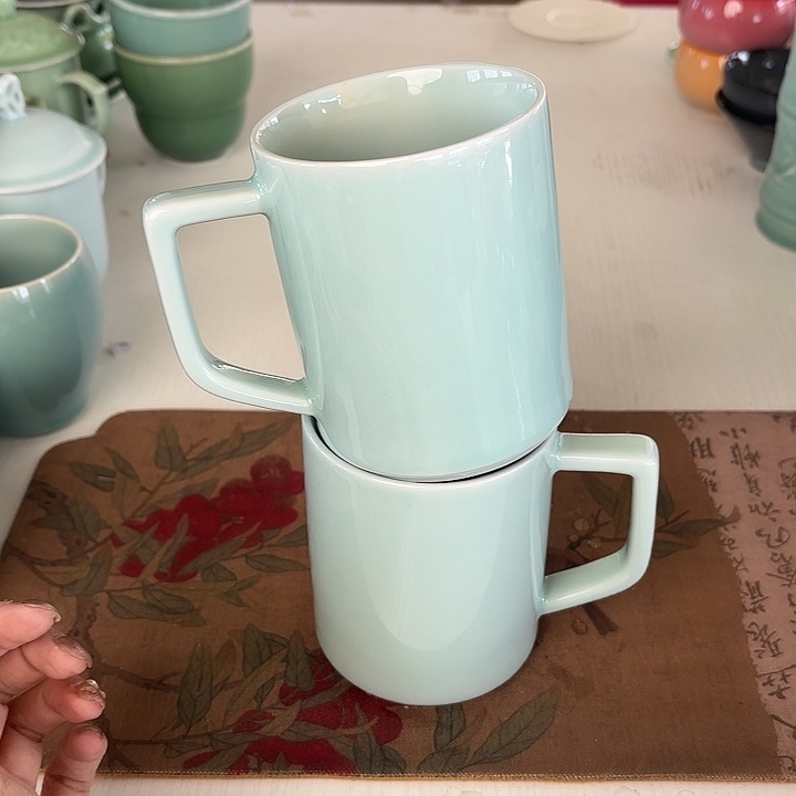 龙泉云间青瓷小米茶器