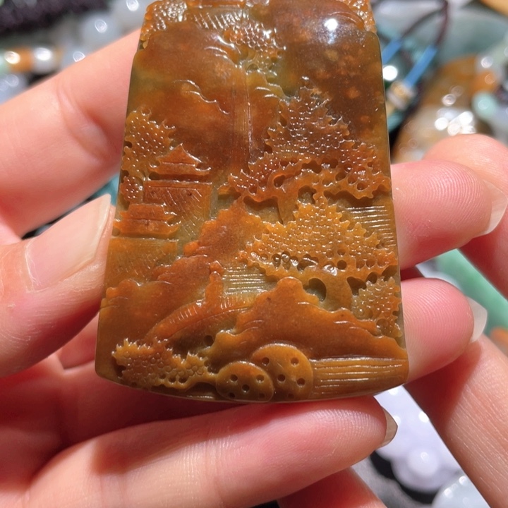 【闪购商品】翡翠颈饰未镶嵌天然翡翠