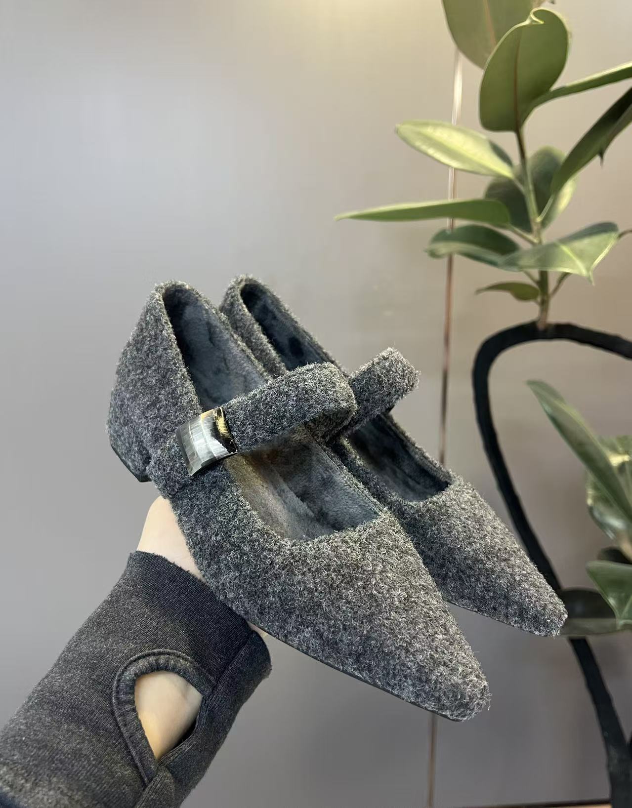 蓉姐专属～韩版加绒小香风呢料玛丽珍136-60