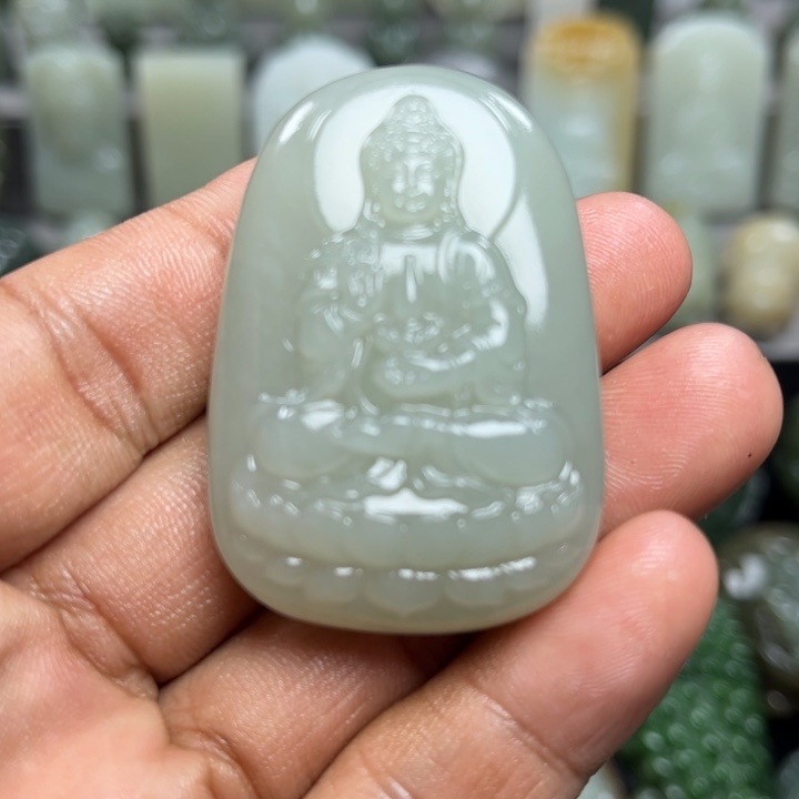 和田玉挂件未镶嵌?****?