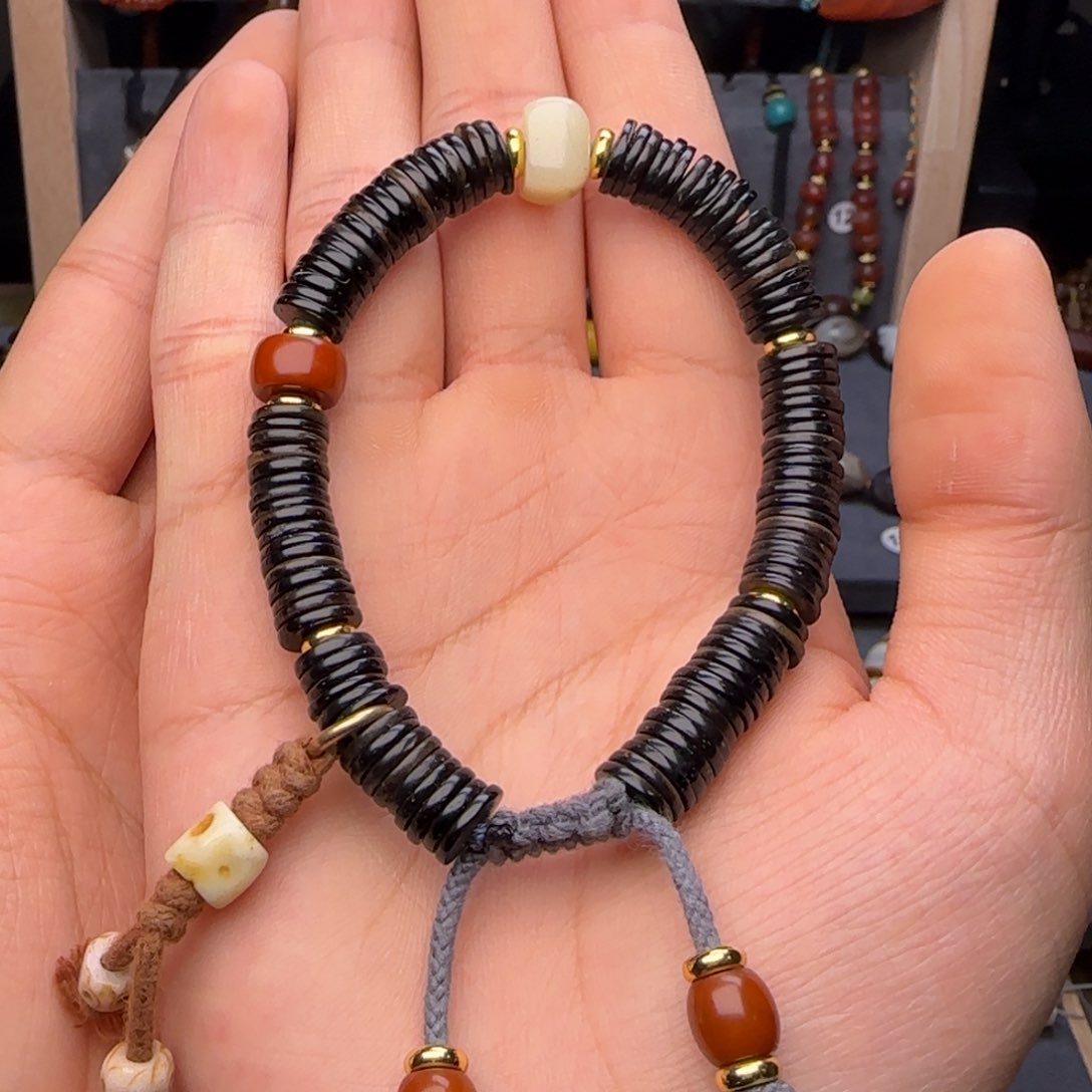 椰蒂手串hjuuhhhhjjhhhjjjjj