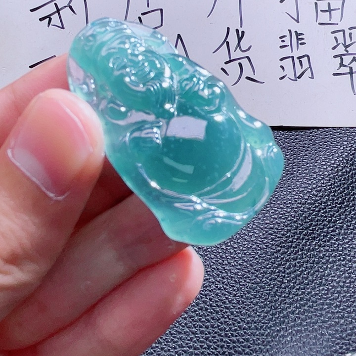 翡翠颈饰未镶嵌99999999