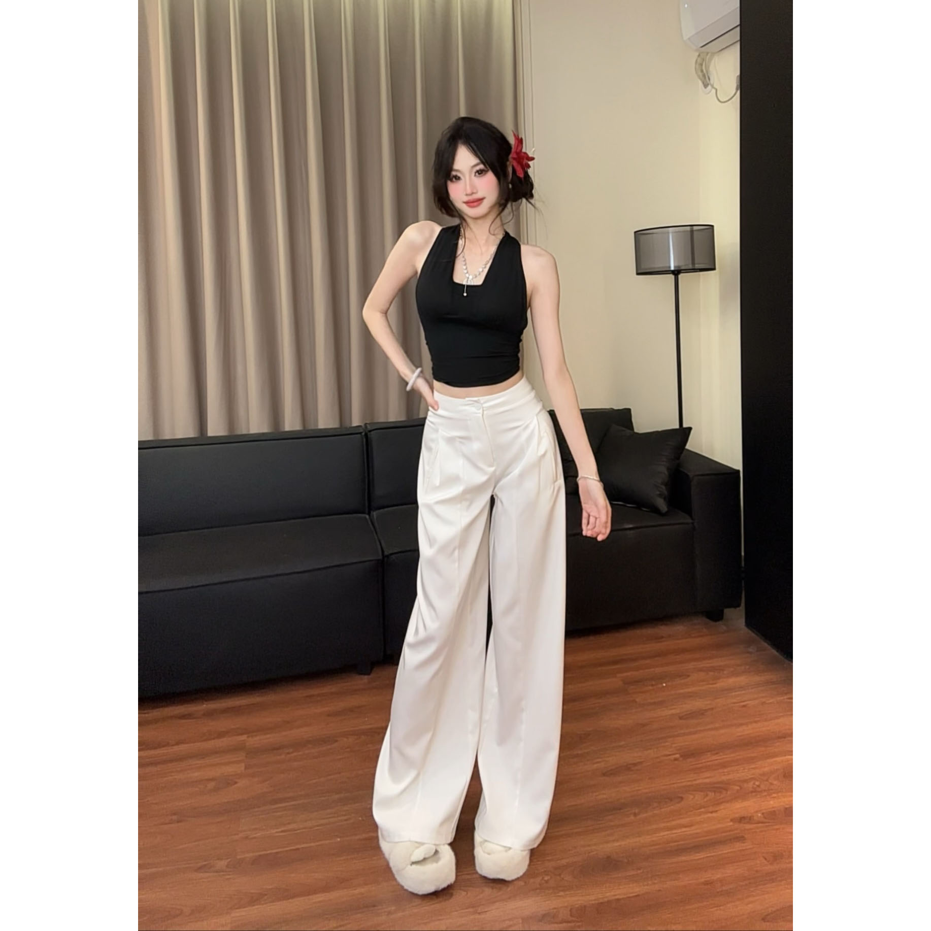 黑色挂脖小吊带背心女内搭2025新款夏季短拖地宽松百搭阔腿休闲裤