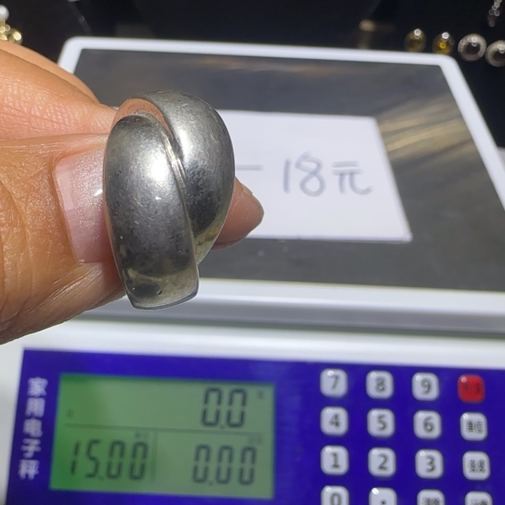 陶小*陶瓷制品和各种