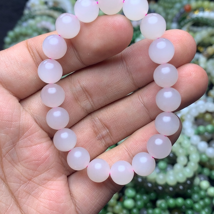 和田玉未镶嵌手串樱花粉