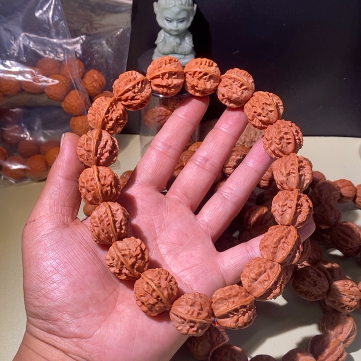 手串文玩核桃……20