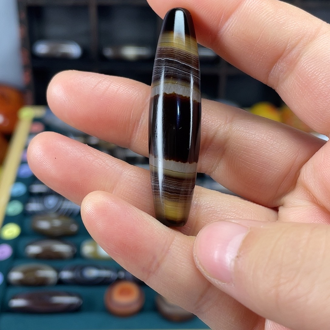 玛瑙/玉髓未镶嵌珠宝奇石