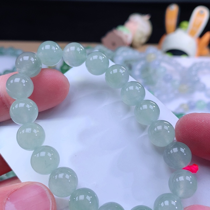 翡翠手链未镶嵌翡翠