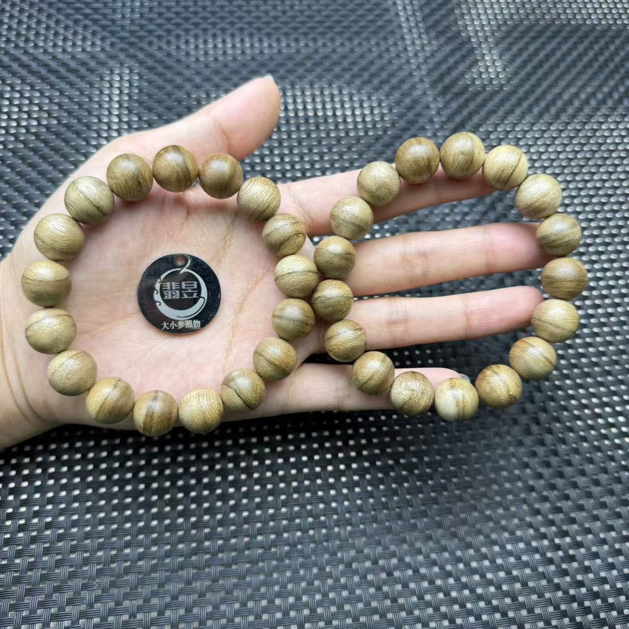 沉香39897T28-3B10-沉香手串/约17颗/约12+/-多样性发其一