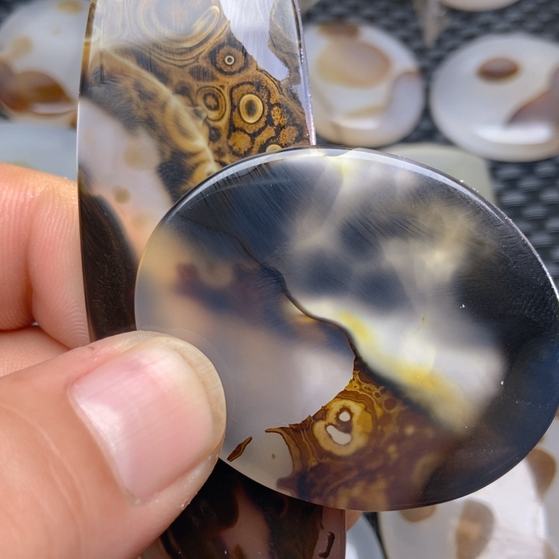 【闪购商品】未镶嵌颈饰玛瑙/玉髓敬*阁