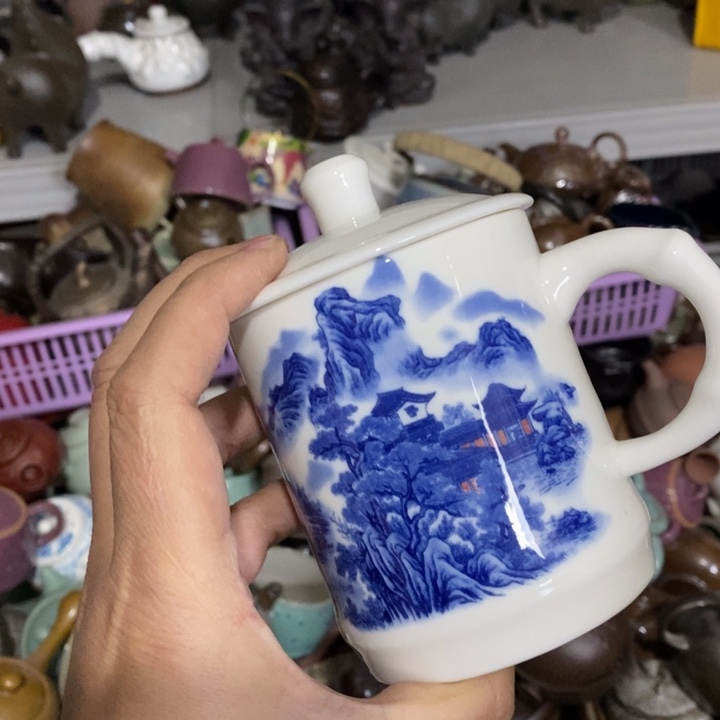 陶瓷艺术品及陶瓷壶