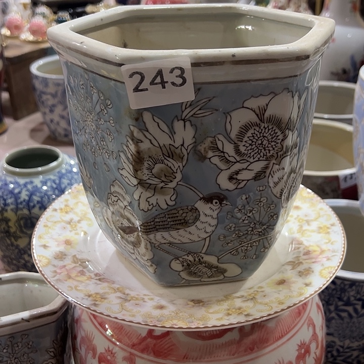 瓷片瑕。。。。。。。。。。。。。。