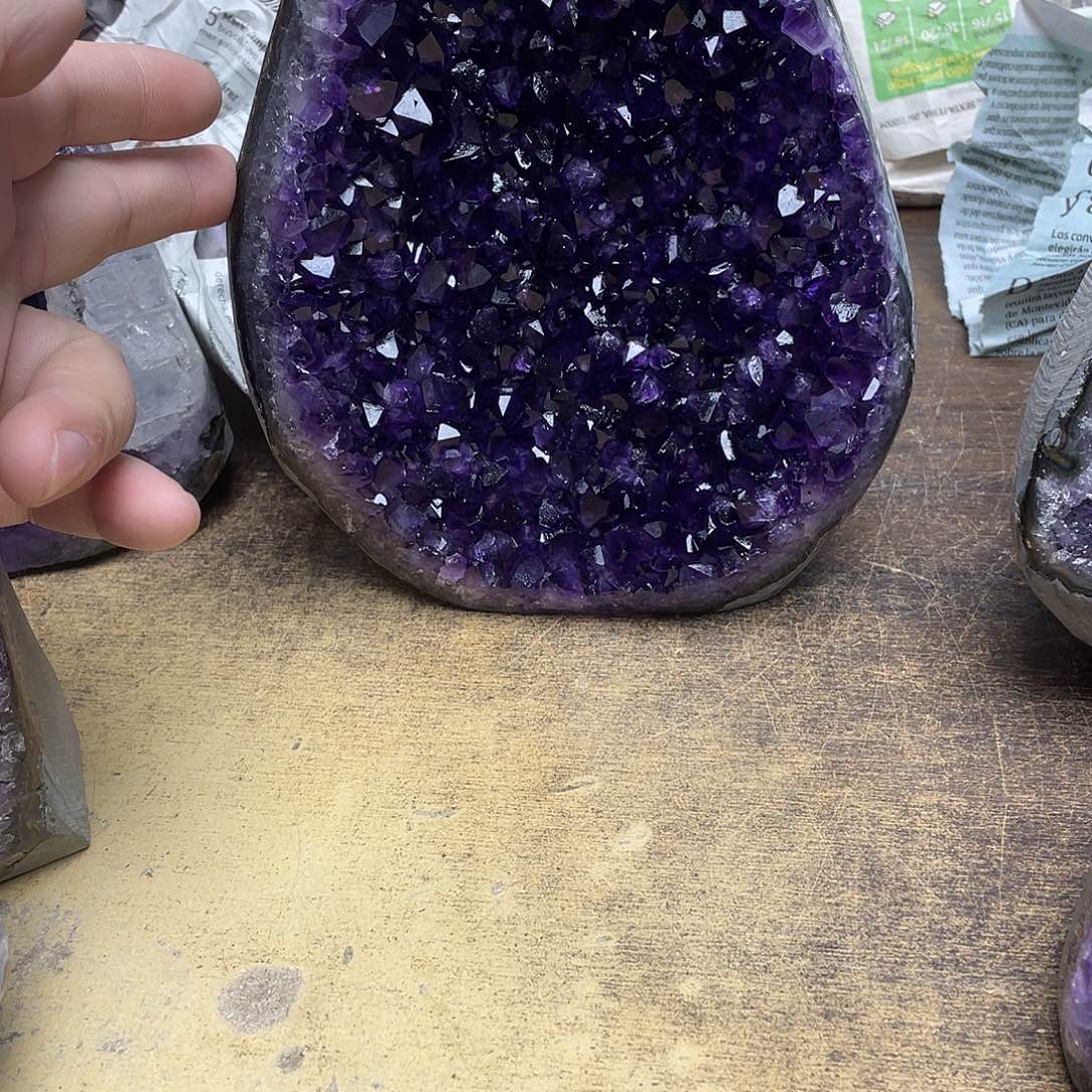 熹***光紫晶未镶嵌大型摆件（非配饰）