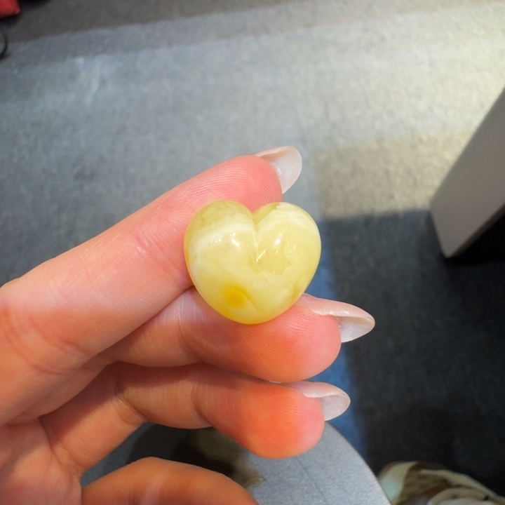 琥珀珠宝奇石未镶嵌x*爱心