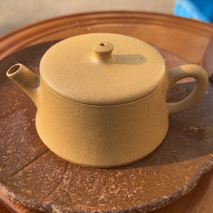 茶壶紫砂黄金段精工云柱150cc