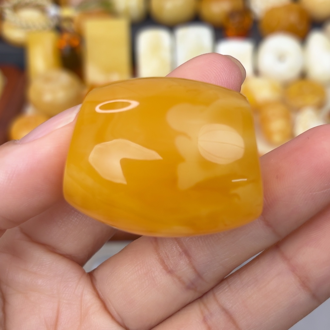 蜜蜡未镶嵌吊坠(不含链)马蹄