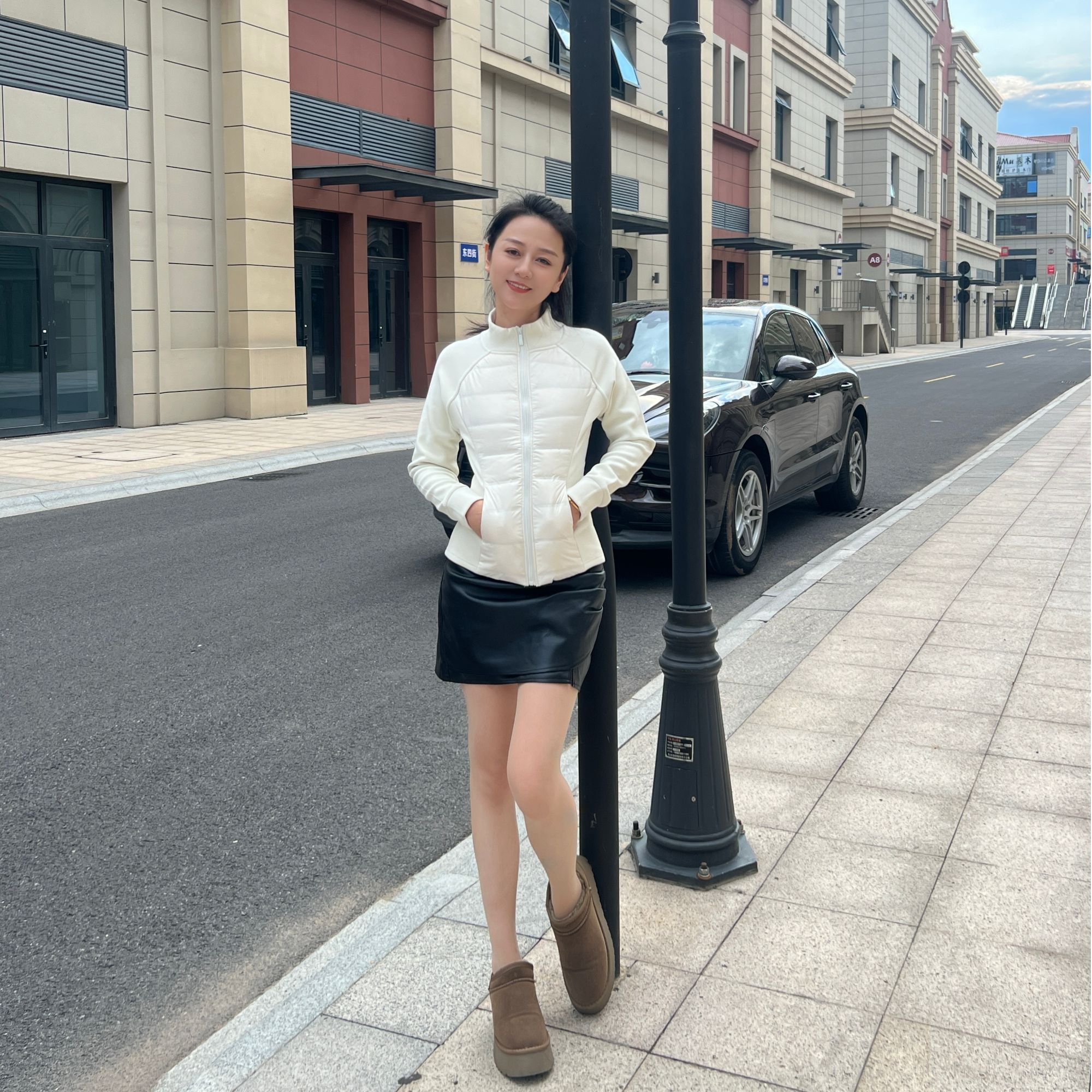 休闲款石墨烯立领鹅绒服修身显廋2025秋冬新款时尚百搭女士羽绒服