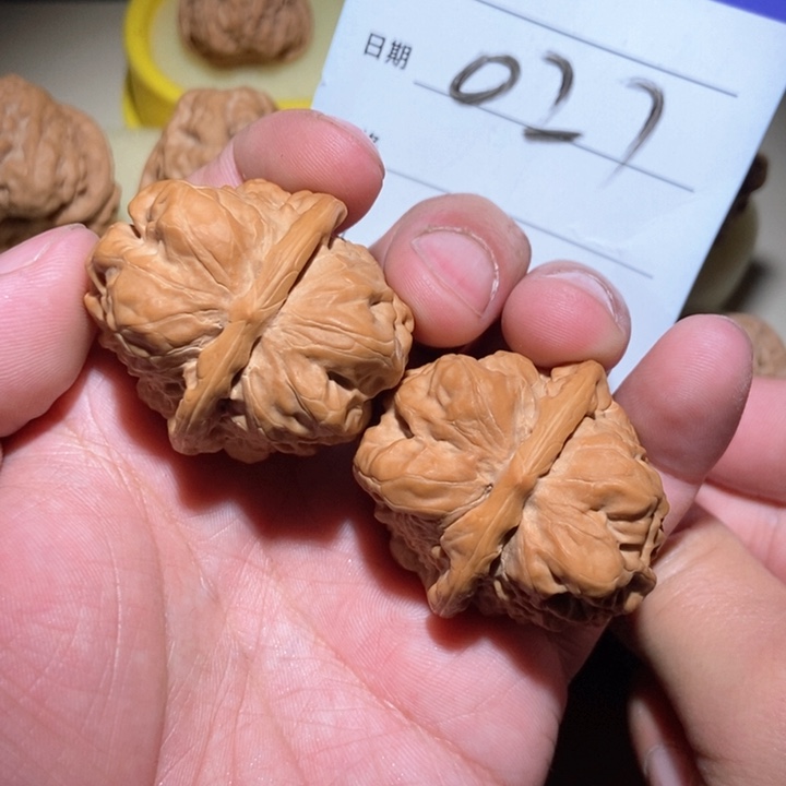 文玩核桃吊坠电*律蛤蟆