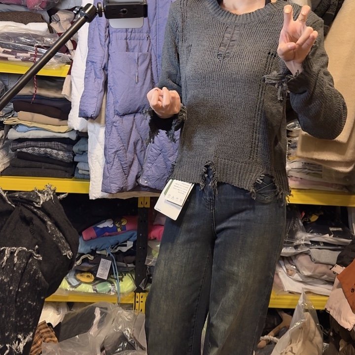 全新无暇灰色打底衫均码