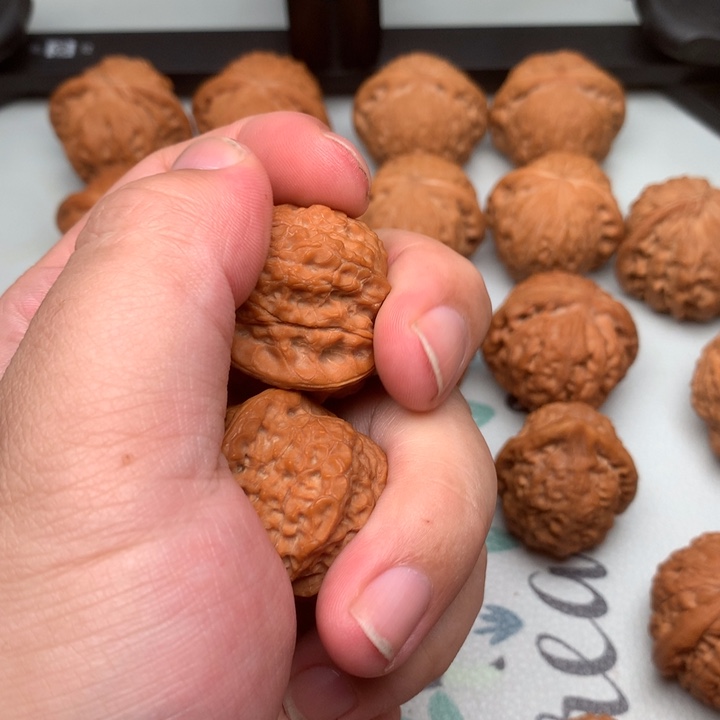 文玩核桃吊坠Y*血麒麟