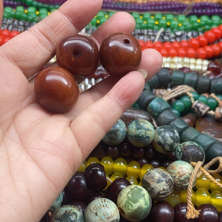 乐***遥玛瑙/玉髓未镶嵌颈饰