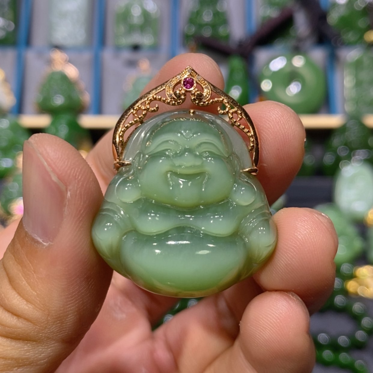 【闪购商品】和田玉吊坠(不含链)18K金镶嵌粉青猫眼佛公 30/12