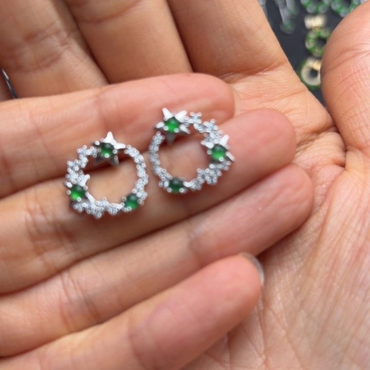 刘***3翡翠银S925镶嵌耳饰