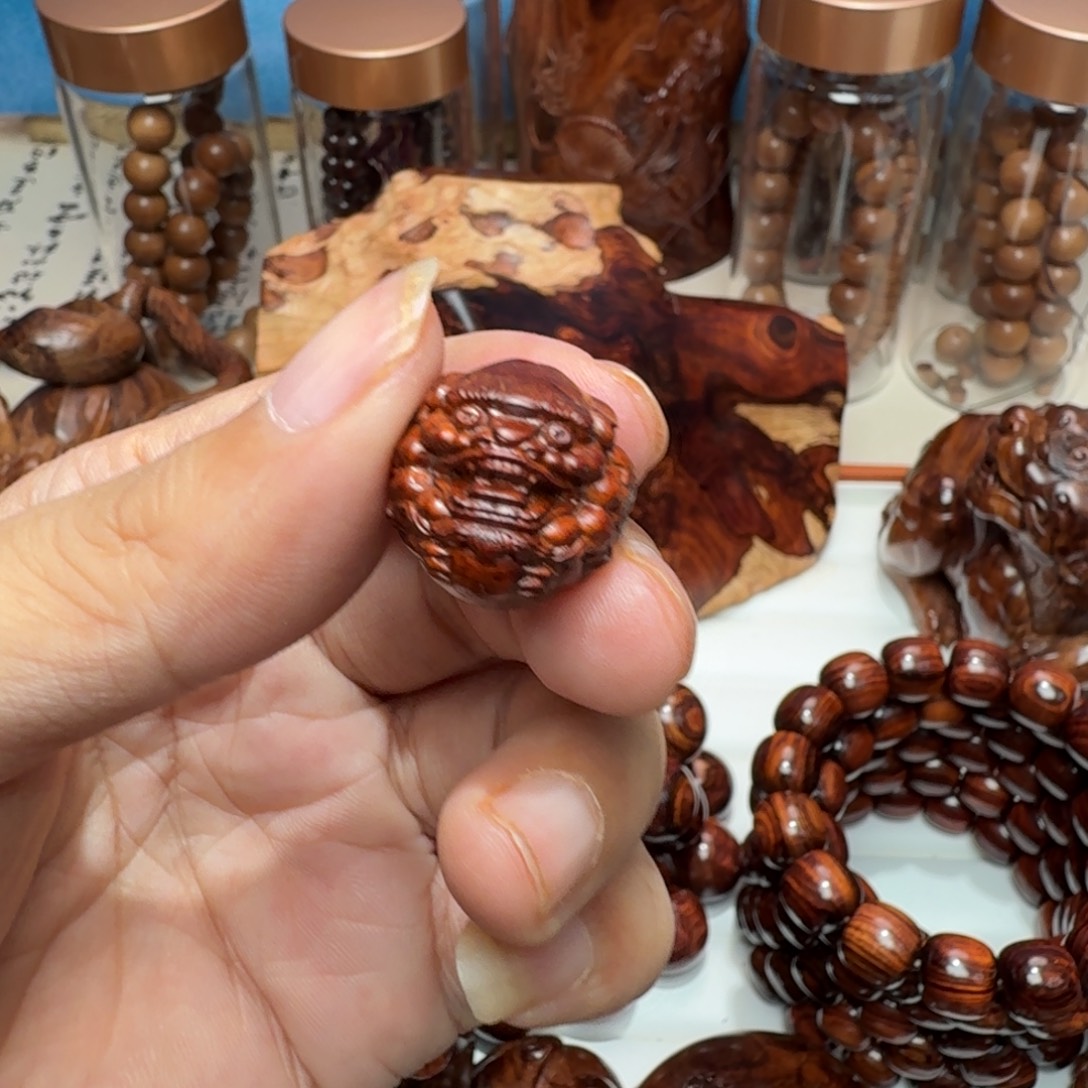 手串/手链黄花梨/降香黄檀海南黄花梨雕刻珠