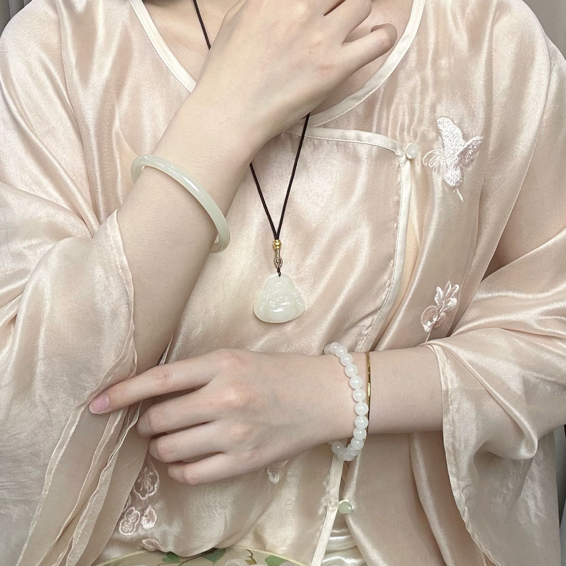 青海高冰白佛公时尚气质 DZ 0138