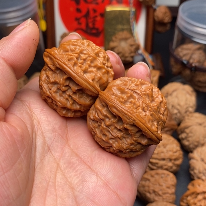 【闪购商品】蓝***海文玩核桃