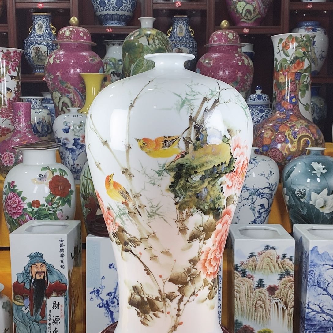 摆件景德镇陶瓷梅瓶