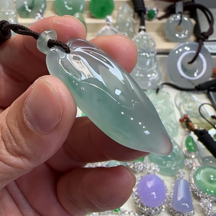 依***其定制翡翠未镶嵌天然缅甸翡翠a货