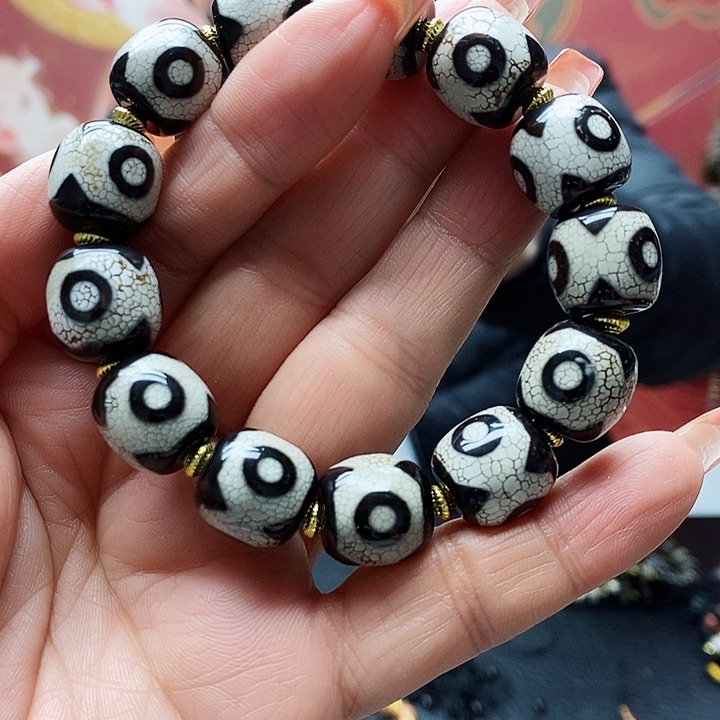 玛瑙/玉髓颈饰合金