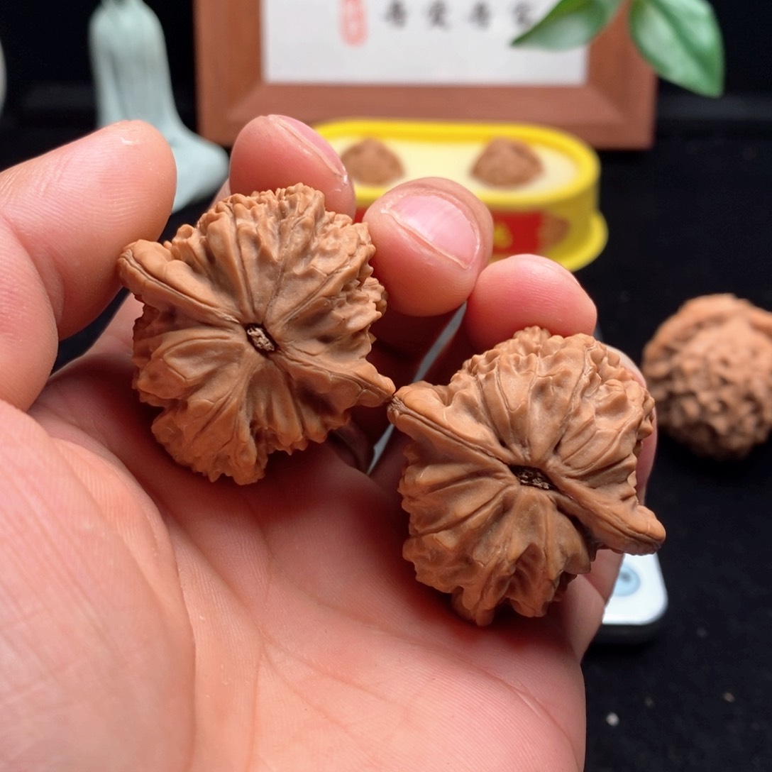 文玩核桃吊坠马老四38体验对