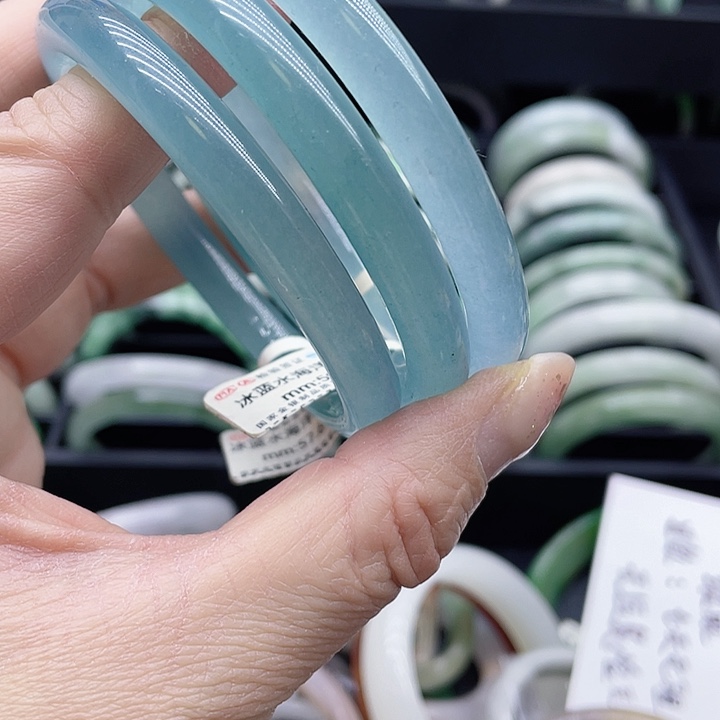 玻璃非金属手镯黑色发其一