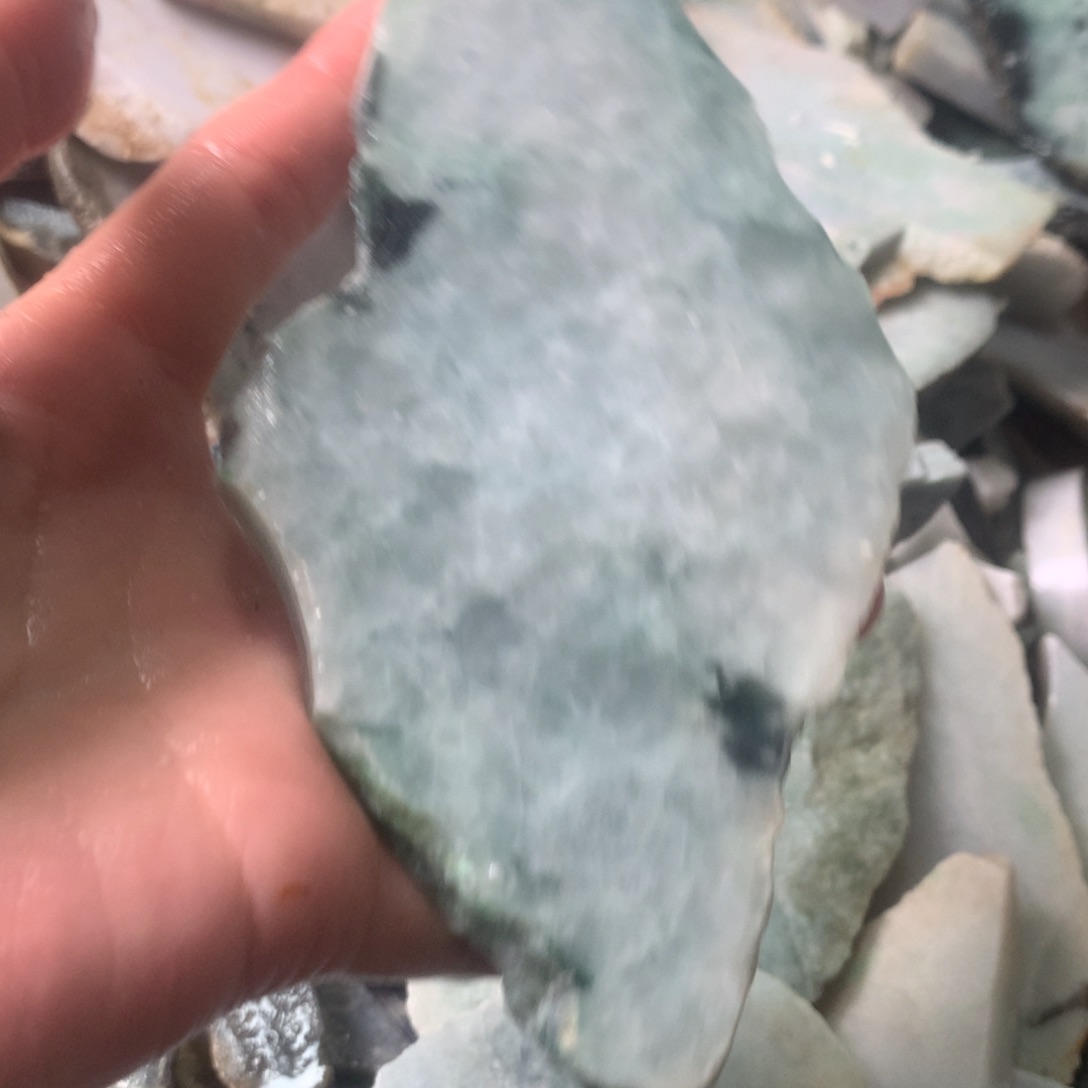 翡翠颈饰未镶嵌缅甸翡翠