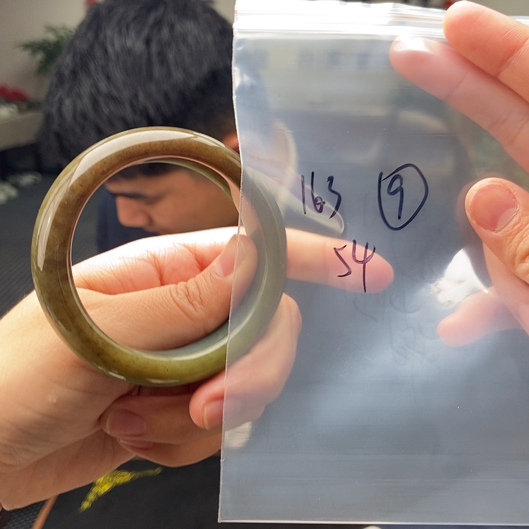 和田玉颜色多样性发拍一发一未镶嵌