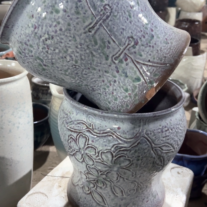 红陶瑕疵20-21两个