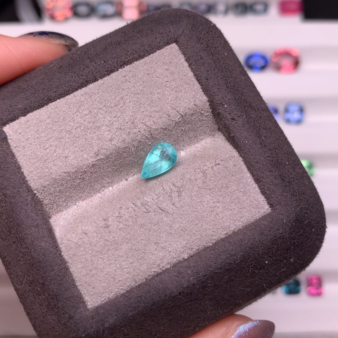 碧玺裸石未镶嵌0.78克拉