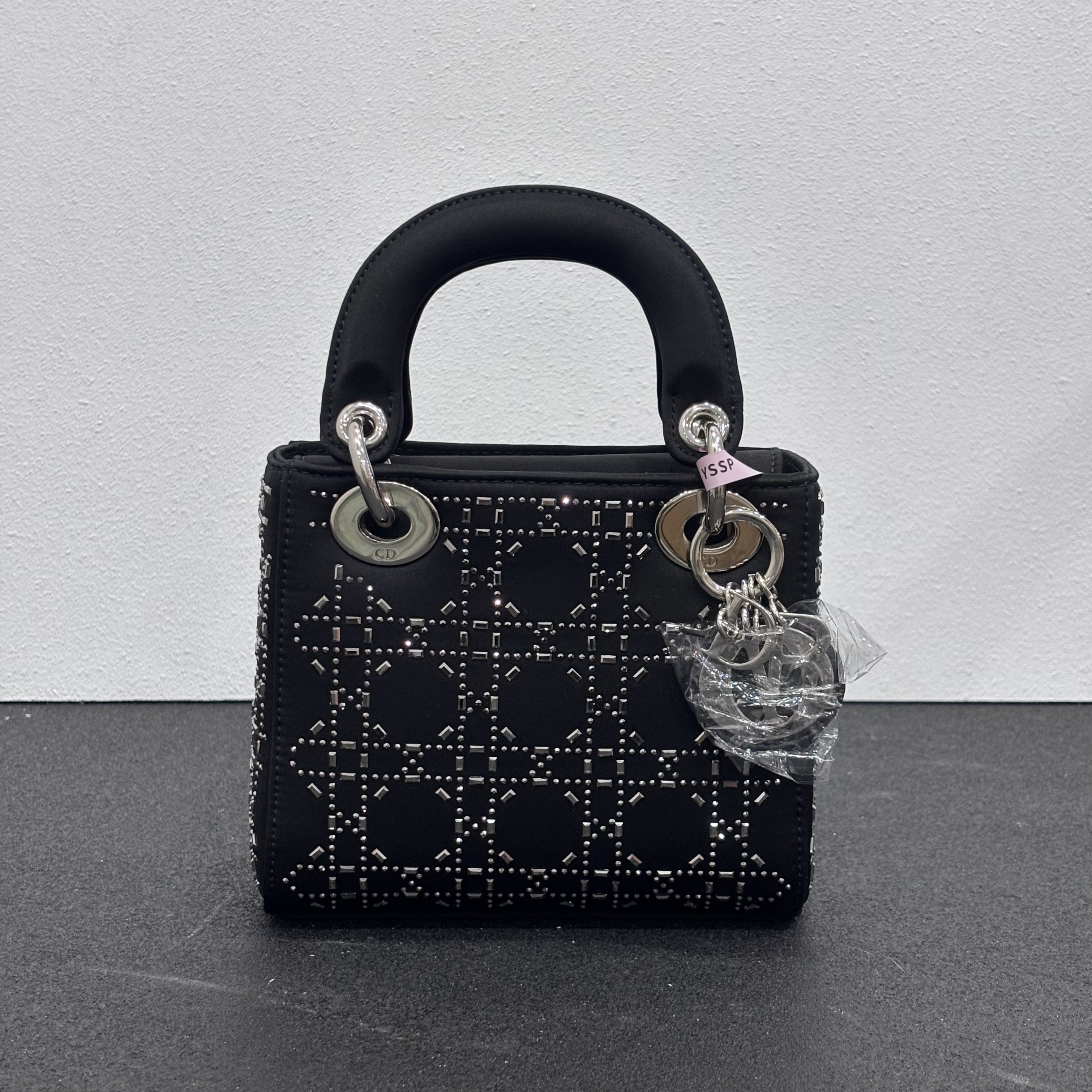 99新 DIOR/迪奥 壹所奢品/三格戴妃 闪钻缎面 黑色