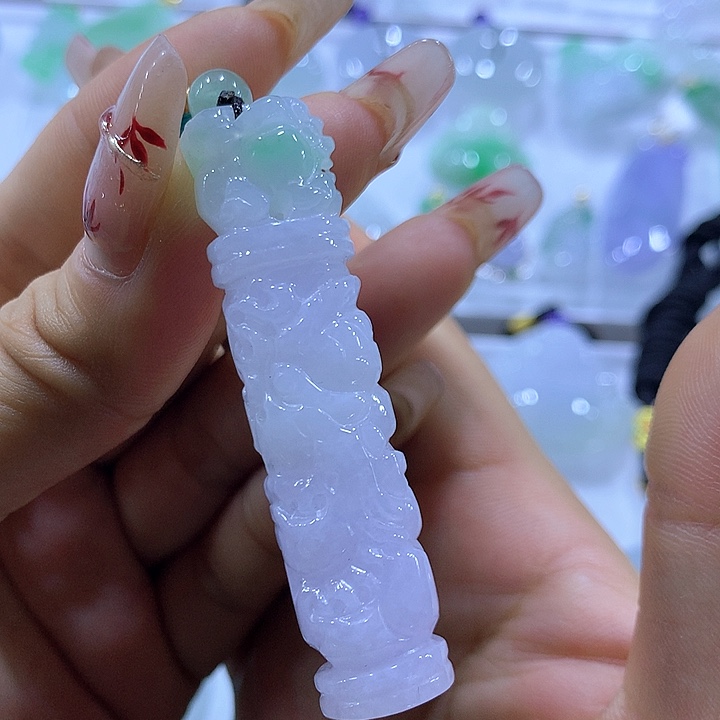 翡翠未镶嵌颈饰天然翡翠A货吊坠