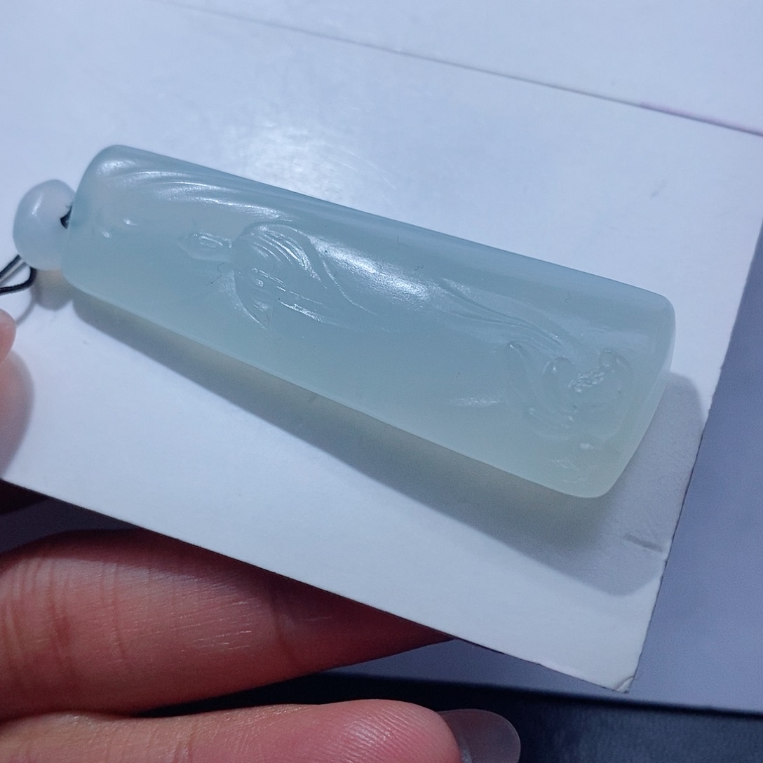 台***司定制翡翠未镶嵌翡翠