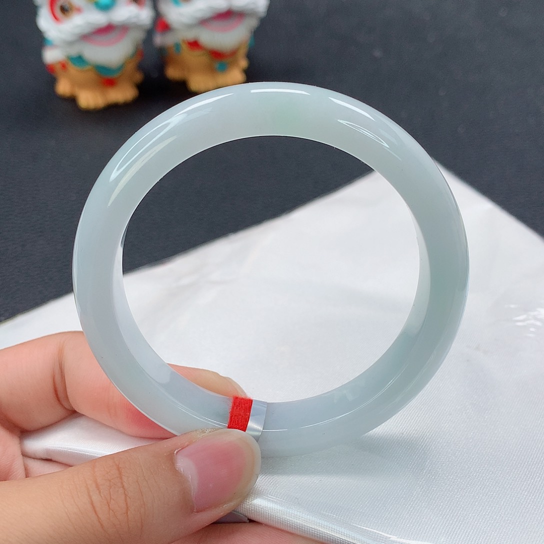 翡翠手镯未镶嵌正圈57.5 翡翠手镯149