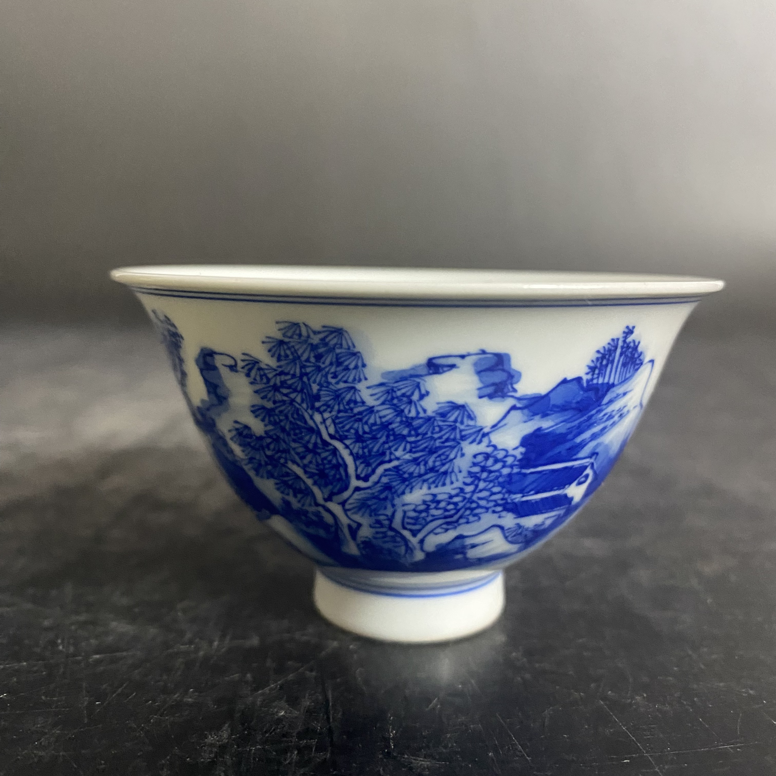 5781 青花山水意境主人杯